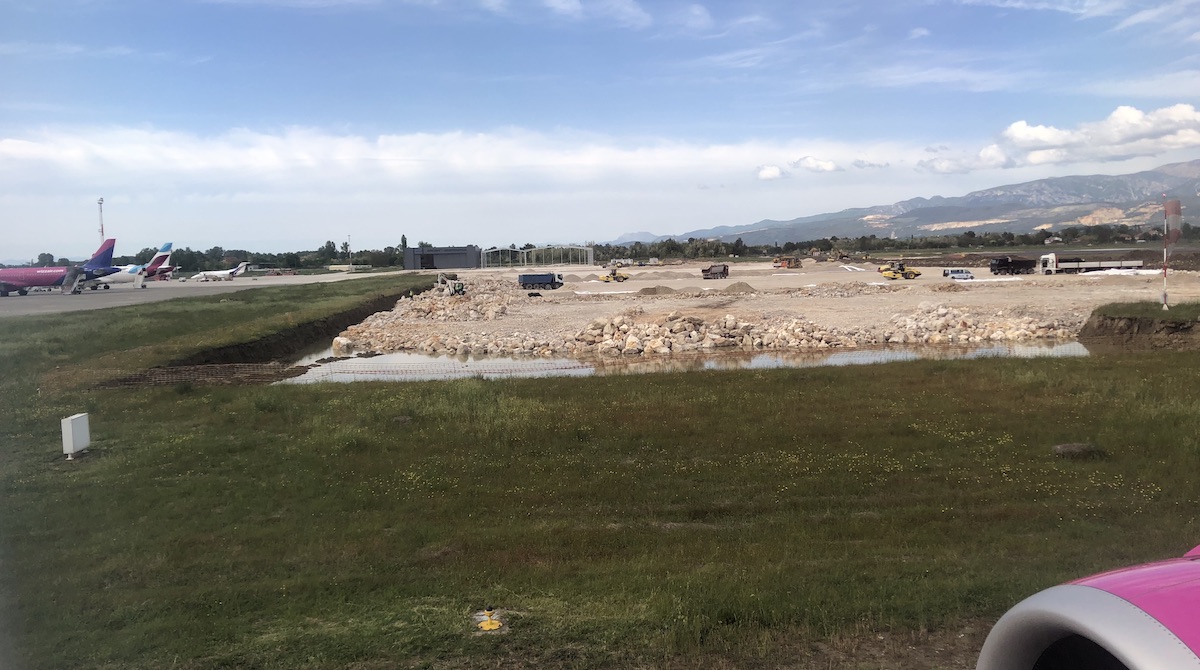 Tirana area cargo in costruzione