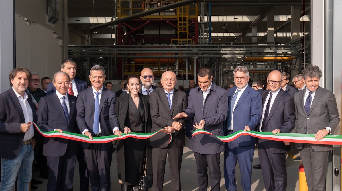Aliplast Modena_taglio del nastro