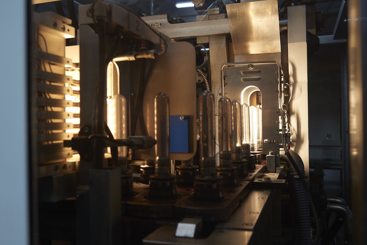 Preriscaladamento preforme stabilimento Gruppo Desa detergenza casa